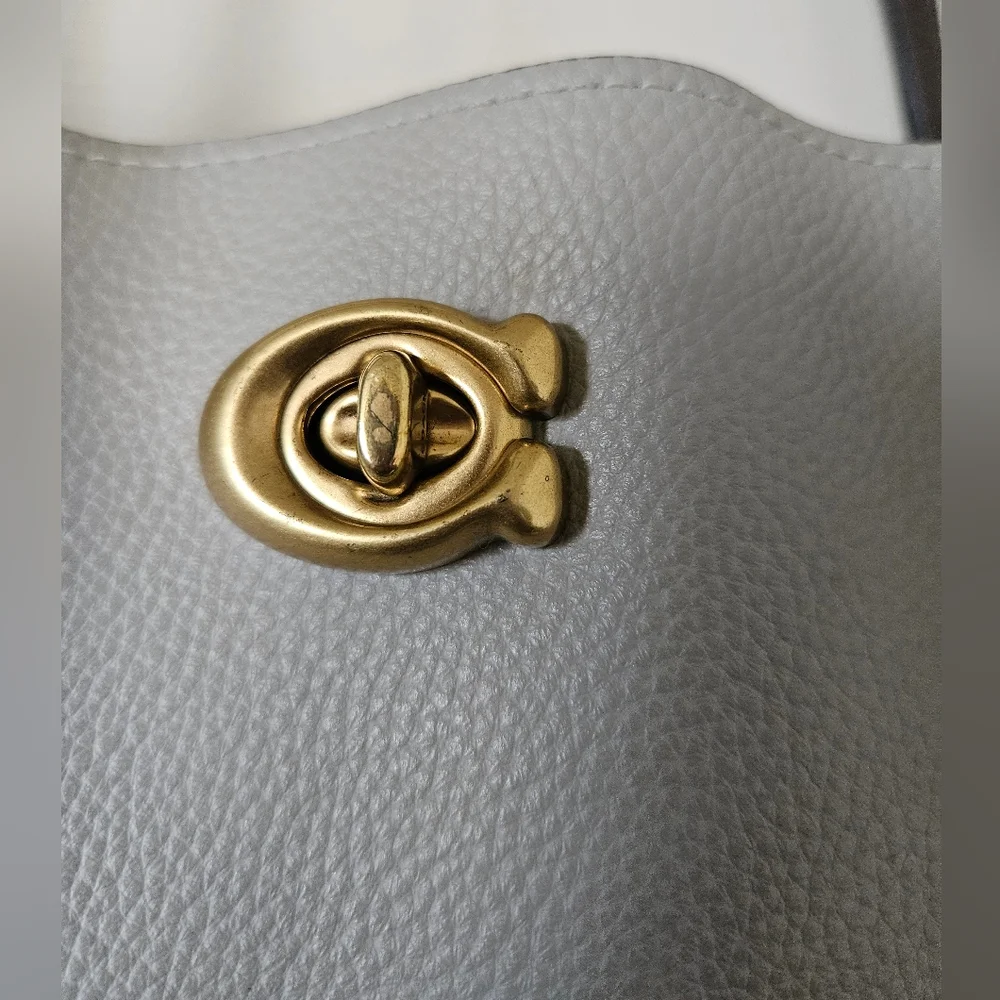 Coach Willow Colorblock Signature Interior Leather Tote in Dove Grey-C0692